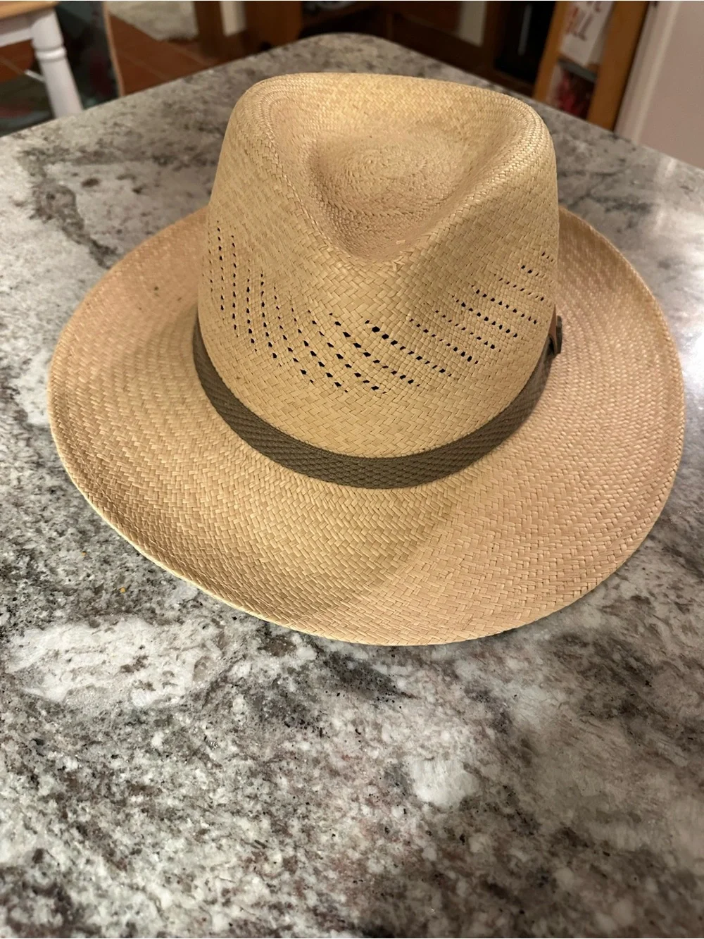 Tommy Bahama Men's Straw Fedora Hat with Olive Band - Natural